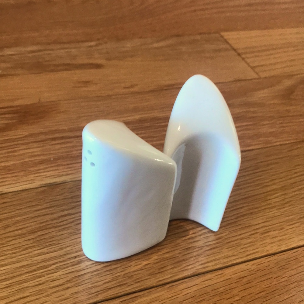 MCM abstract curved minimalist white salt and pepper shaker set